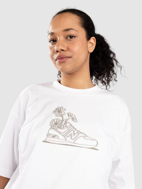 New Balance Oversized Flower T-Shirt white